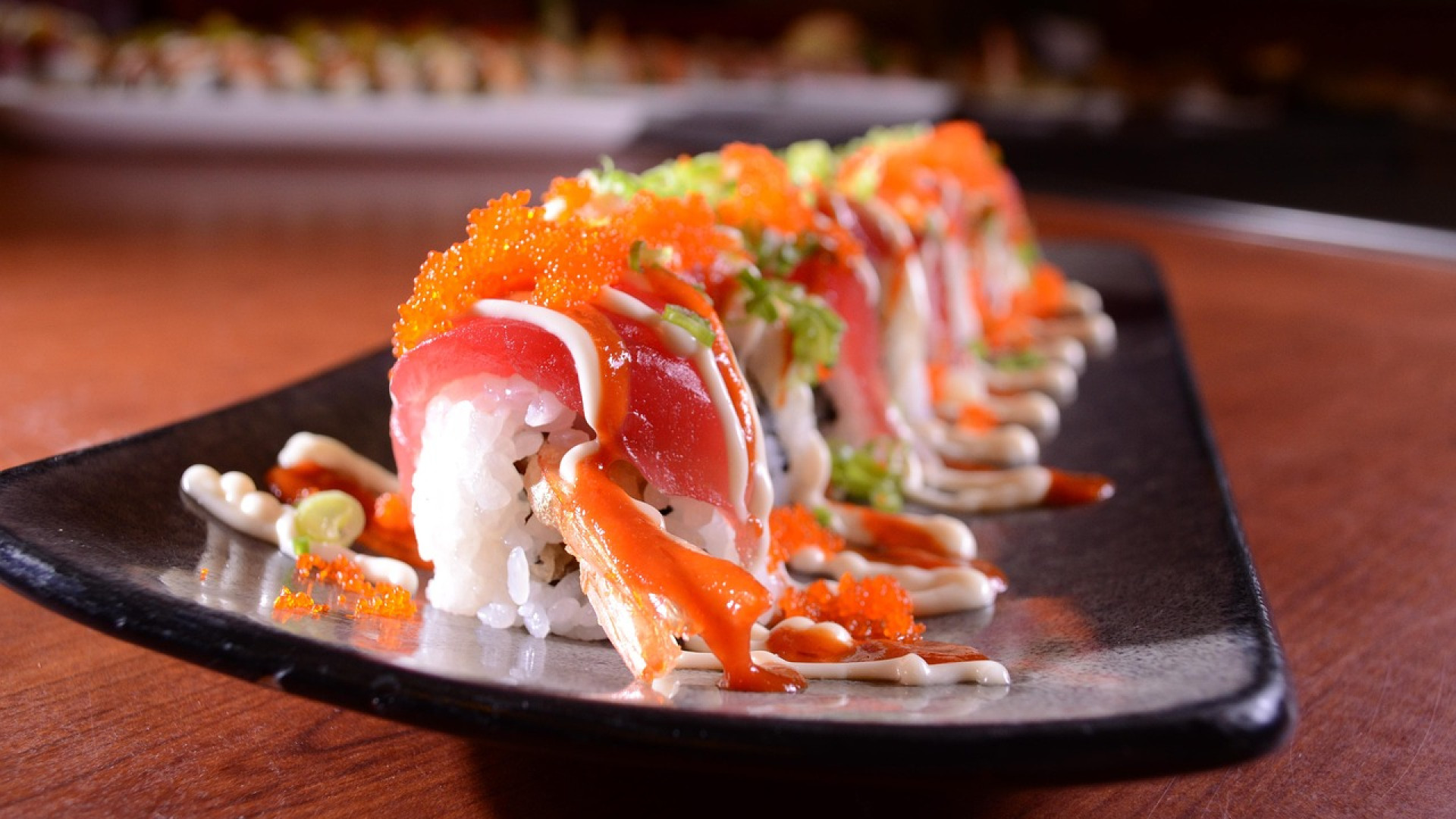 Quelle enseigne de sushi choisir pour une livraison rapide à Saint-Tropez ?