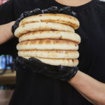 Crêpes bretonnes pommes caramel beurre salé – recette gourmande