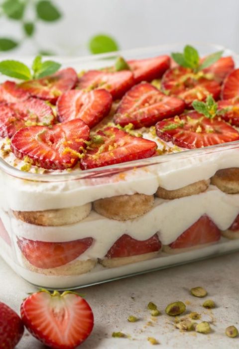 découvrez comment personnaliser votre tiramisu léger aux fraises pour lui donner un goût unique et savoureux, grâce à nos astuces simples et délicieuses.